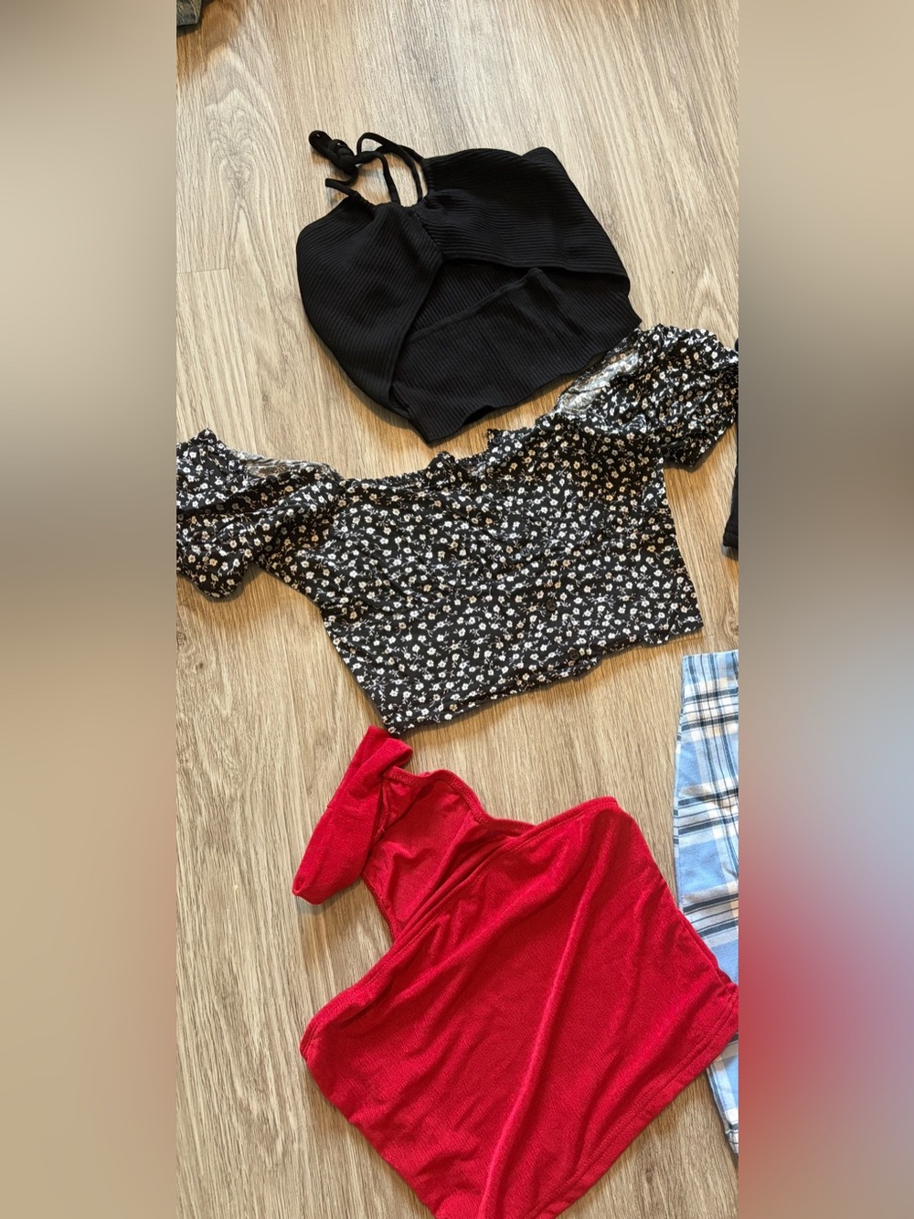 Crop tops